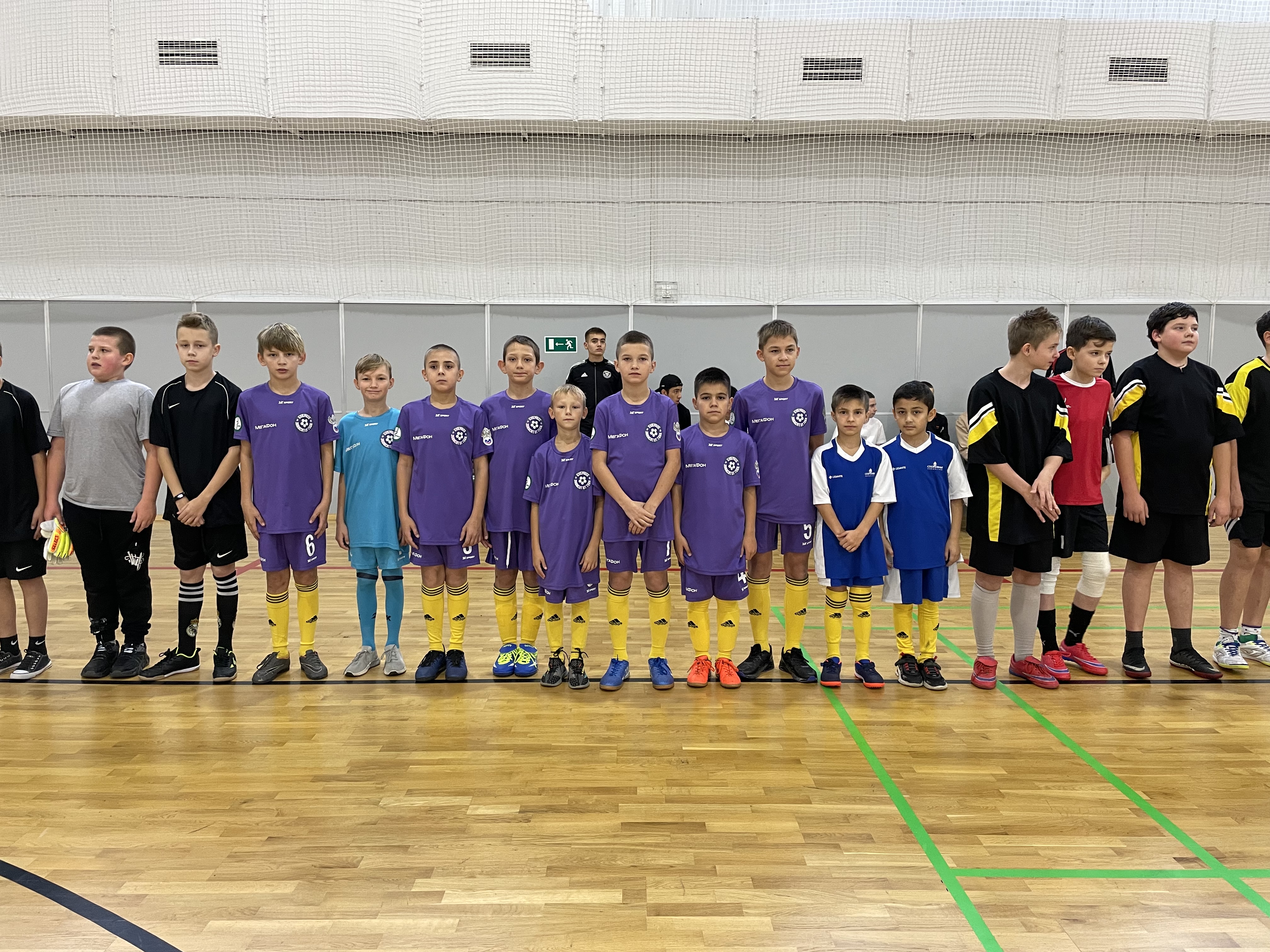 Соревнования по мини-футболу (младшая группа).