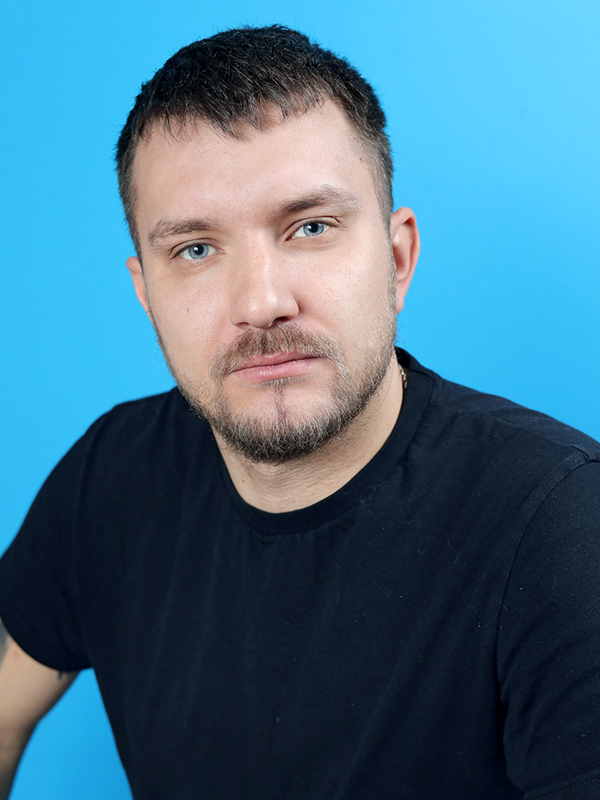 Кувшинов Дмитрий Евгеньевич.